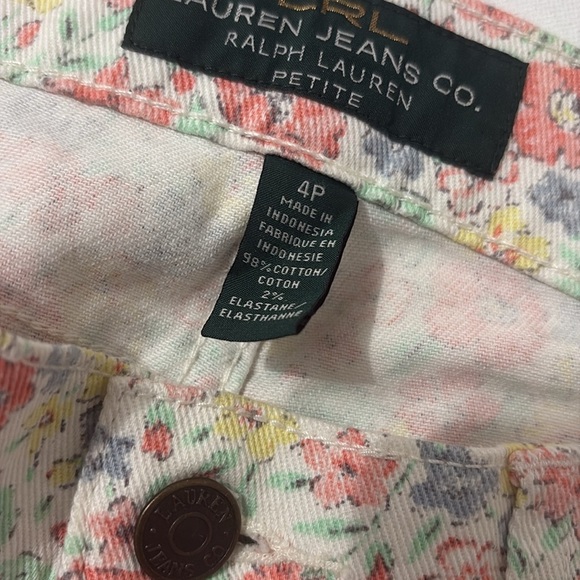 Lauren Ralph Lauren Petites Floral Multicolored Jeans - Picture 3 of 9